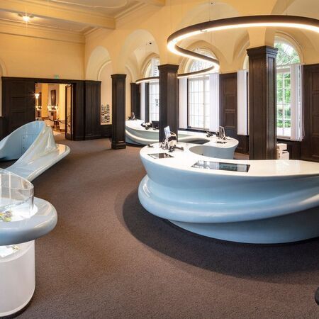 Lichtplanung und Sonderleuchtenentwicklung für die neue repräsentative Tourist-Info in Bad Kissingen