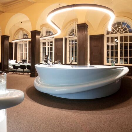 Lichtplanung und Sonderleuchtenentwicklung für die neue repräsentative Tourist-Info in Bad Kissingen