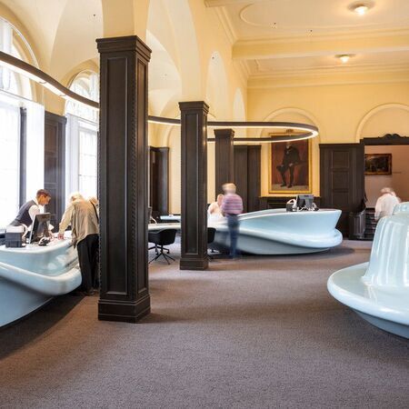 Lichtplanung und Sonderleuchtenentwicklung für die neue repräsentative Tourist-Info in Bad Kissingen