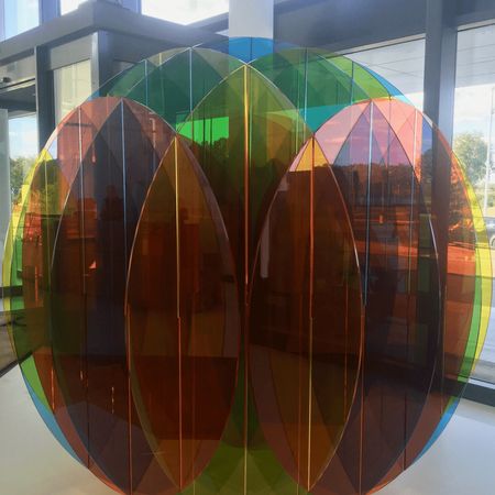 Licht für die Kunst - Beleuchtung der Skulptur im Foyer des neuen Harting EDC in Espelkamp