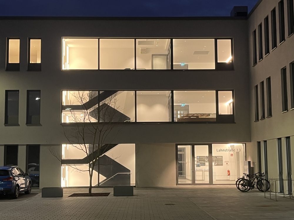 Ärzte- und Bürozentrum Bensheim IMG_1120