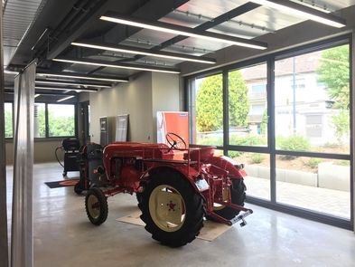 Produktionshalle und Ausstellungshalle