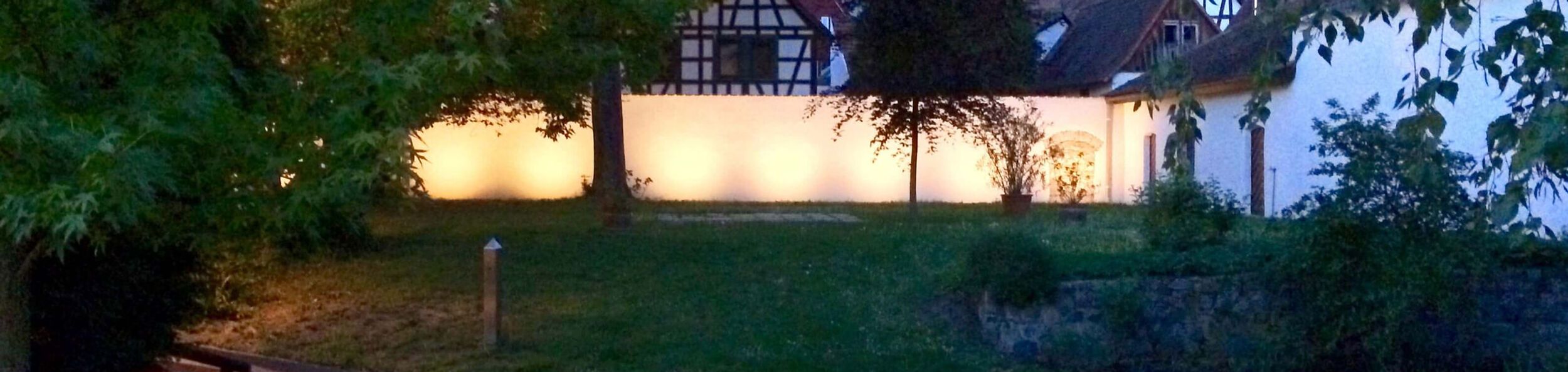 Historischen Mauer im Rathausgarten der Stadt Zwingenberg Zwingenberg, Deutschland